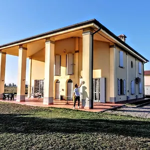 **** Pensión Di Andrea Bertolino Italia